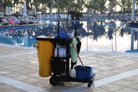 Cleaning tool Cleaning supplies cart wait for service