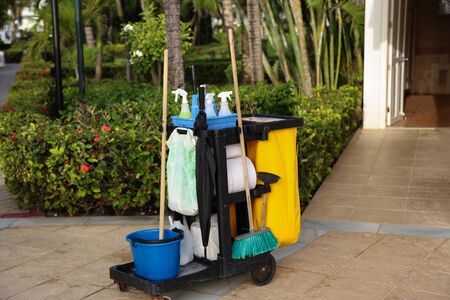 Cleaning tool Cleaning supplies cart wait for service