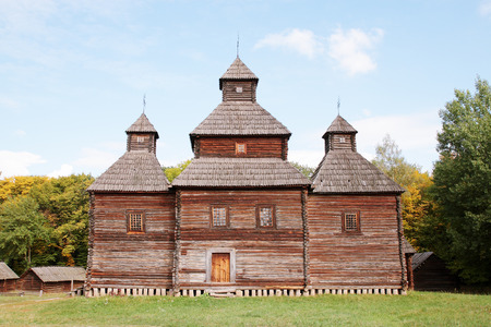 Sample of old houses Ukraine in "Pirogovo" museum in Ukraineのeditorial素材