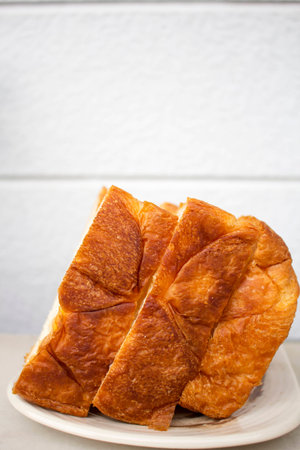 Japanese premium bun long squre Danish bread mild; The small squre original danish bread, no add...