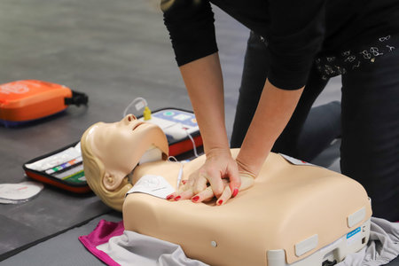 BLSD Defibrillator use course. first aid course - company safety - cardiac massage - Basic Life...
