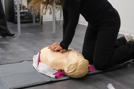 BLSD Defibrillator use course. first aid course - company safety - cardiac massage - Basic Life...