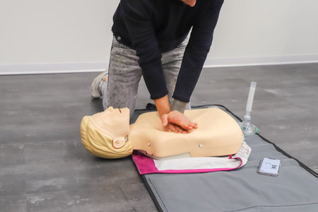 BLSD Defibrillator use course. first aid course - company safety - cardiac massage - Basic Life...