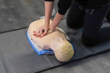 BLSD Defibrillator use course. first aid course - company safety - cardiac massage - Basic Life...