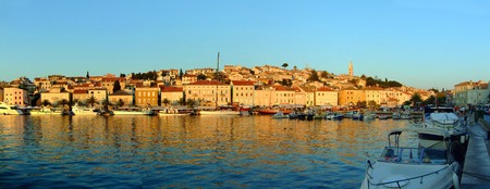 Mali Losinj waterfront and harbor, Island of Losinj, Dalmatia, Croatiaの写真素材