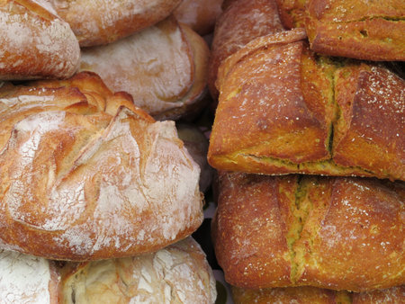 Beautiful breads of great flavor and color to the delicious