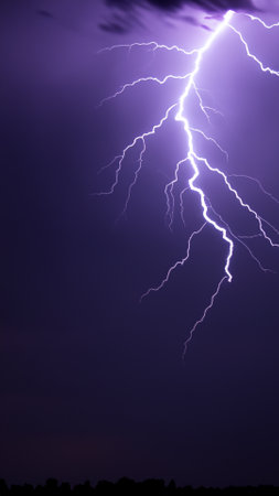 Electric Eruption: Lightning in the Dark Cloudsの素材