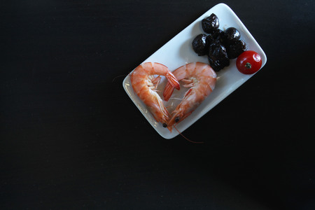 plate with shrimps on itの写真素材