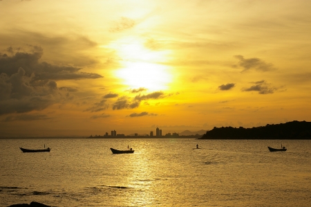 Sunrise at Koh Lanの写真素材