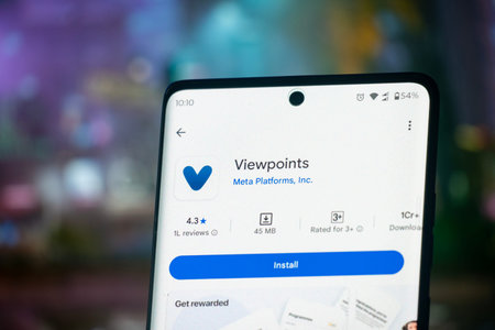 Dhaka, Bangladesh 07 Dec 2025:Smart phone with the viewpoints logo. Facebook launched Viewpoints, an application that pays you for completing surveysのeditorial素材