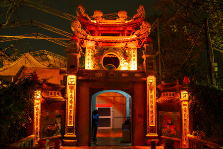 Ngoc Son Temple. Hanoi city old town at night, Vietnamのeditorial素材