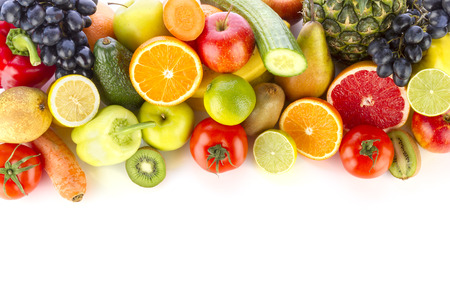 A pile of fresh, healthy fruits and vegetables on white.
の写真素材
