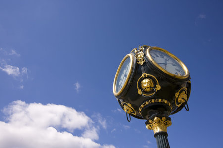 Against a beautiful blue sky a photograph of the main clock at the National Museum of Clocks in Pennsylvaniaの写真素材