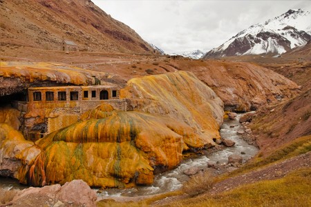Long shot of the Inca bridge or Puente del Inca over the Vacas River close to Las Cuevas in the Province Mendoza in Argentina, South Americaのeditorial素材