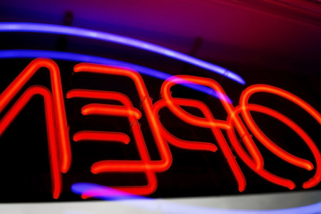 backwards open signの写真素材