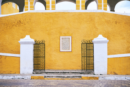 YUCATAN, MEXCIO - MAY 31, 2015: Facade of the church in the yellow city of Izamal, Yucatan, Mexicoのeditorial素材