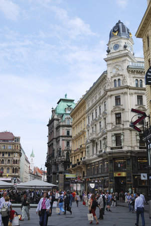 VIENNA, AUSTRAI - MAY 30. Pedestrina area of Vienna, Austria on May 30, 2012. Vienna has over 10 Million visitors each year. Foto taken on Graben street.のeditorial素材