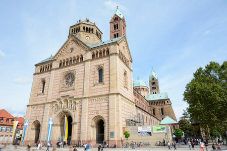 SPEYER, GERMANY - SEPTEMBER 1: Tourists at the cathedral of Speyer, Germany on September 1, 2013. n 1981, the cathedral was added to the UNESCO World Heritage List of culturally important sites. Foto taken from Maximilianstreet with view to the cathedral.のeditorial素材