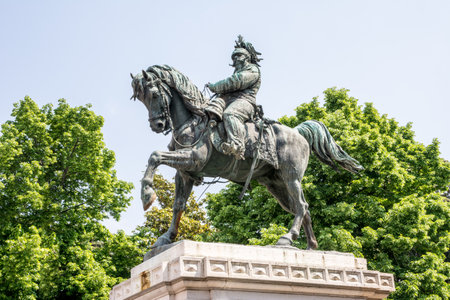 Sculputure on the public Piazza Bra of  Vittorio Emanuele II, the first king of Italy (inaugurated on 9 January 1883)のeditorial素材