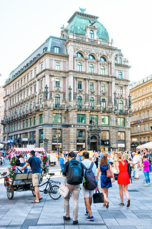 VIENNA, AUSTRIA - AUGUST 30: People in the pedestrian area of the historic city center of  Vienna, Austria on August 30, 2017.のeditorial素材