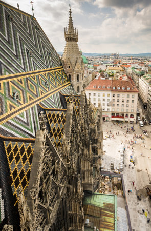 VIENNA, AUSTRIA - AUGUST 28:  St. Stephen's cathedral and eerial view over the cityscape of Vienna, Austria on August 28, 2017. Foto taken from the tower of the Stephansdom.のeditorial素材