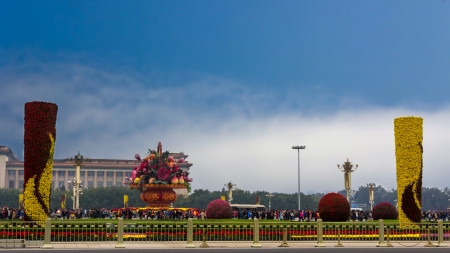 people walking on Tiananmen square in Beijing, China のeditorial素材
