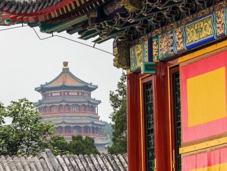 Tower of the Fragrance of the Buddha Foxiang Ge in Summer Palace in Beijing, China のeditorial素材