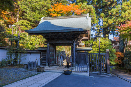 An old gate at Mt. Takao. Mt. Takao is one of the closest natural recreation areas to Tokyo, offering beautiful scenery, an interesting temple and hiking opportunities.のeditorial素材