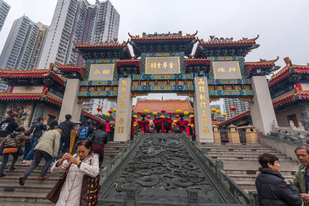 Sik Sik Yuen Wong Tai Sin Temple in Hong Kong. It is one of the largest and commemorates the famous monk of yore, Wong Tai Sin also known as Huang Chu-ping.のeditorial素材