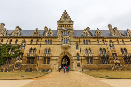 Meadow Gate Main Entrance to the Christ Church in the University of Oxford, England. It is the second wealthiest Oxford college by financial endowment after St John's.のeditorial素材