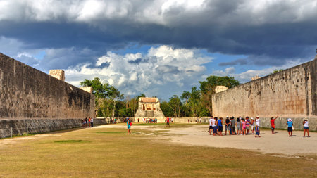 The mayan ruins of Ball Court in Chichen Itza.のeditorial素材