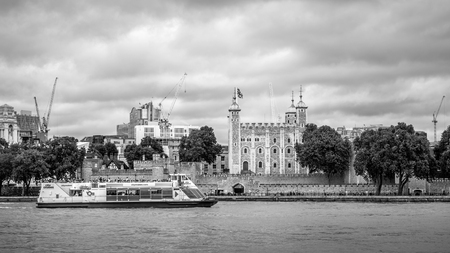 Her Majesty's Royal Palace and Fortress, known as the Tower of London, is a historic castle located on the north bank of the River Thames in central London.のeditorial素材