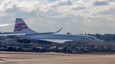 British Airways airplane arriving at London Heathrow Airport.  Heathrow is the busiest airport in the United Kingdom and the busiest airport in Europe by passenger traffic.のeditorial素材