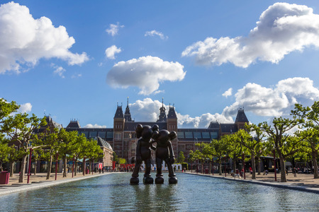 The Rijksmuseum is a Dutch national museum dedicated to arts and history in Amsterdam. The museum is located at the Museum Square in the borough Amsterdam South.のeditorial素材