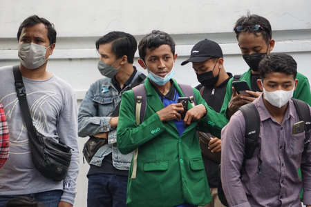 Kediri, East Java, Indonesia - April 18th, 2022 : Indonesian students demonstrate about rising gasoline and scarcity of cooking oilのeditorial素材