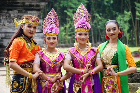 Indonesian dancer with traditional customs are ready to perform to celebrate the World Dance Dayのeditorial素材