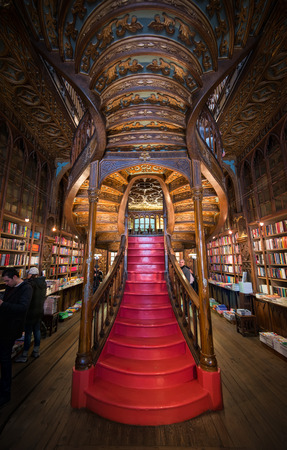 PORTO, PORTUGAL - FEBRUARY, 11: People at the bookstore Livraria Lello on February 11, 2016 in Porto, Portugalのeditorial素材