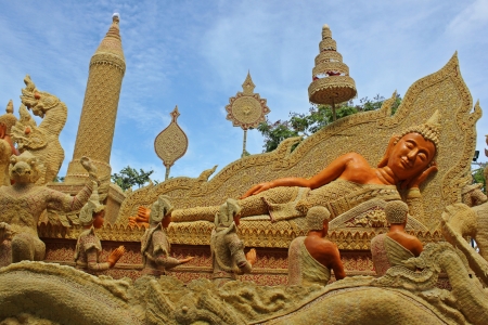 THAILAND - AUGUST 27: Thai candle festival on August 27, 2013 in Ubon Ratchathani, Thailand

のeditorial素材