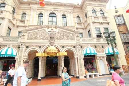 SINGAPORE - January 16  UNIVERSAL STUDIOS SINGAPORE at Singapore Resorts World Sentosa on  January 16, 2014 in Singaporeのeditorial素材