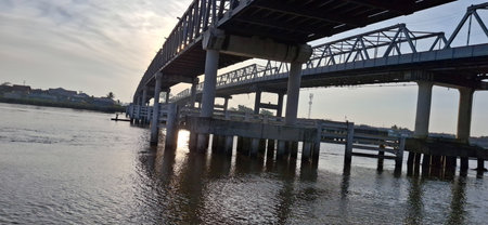 Sunrise over Kapuas 1 and 2 Bridge, Pontianakの写真素材
