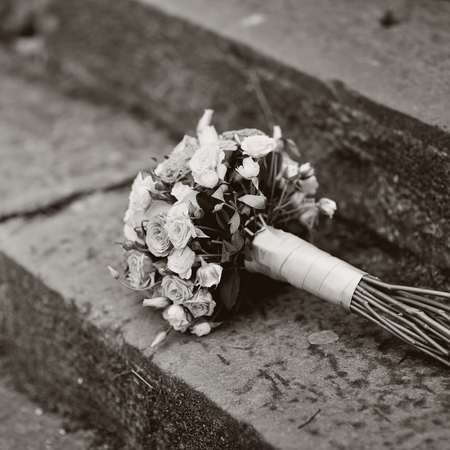 wedding bouquet with rosesの写真素材