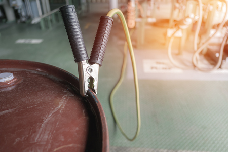 Grounding steel drum for loading flammable antistatic with tongの写真素材