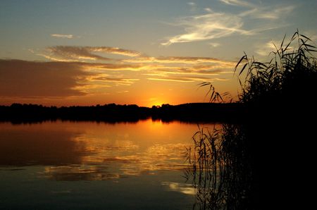 Sunset on the lakeの写真素材
