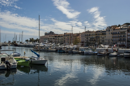 city of Cannes harbourのeditorial素材