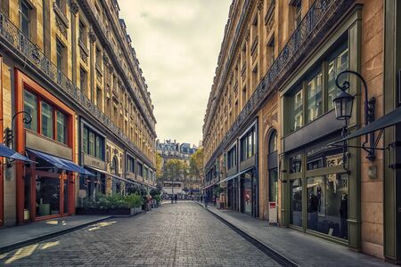 Street in Paris near the Palais Garnierのeditorial素材