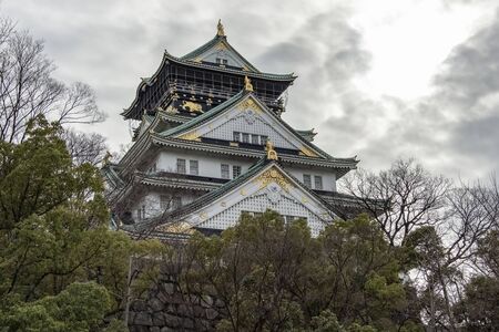 Osaka castle viewed from the parkのeditorial素材