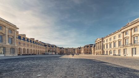 Entrance of the Versailles Palace in daytimeのeditorial素材