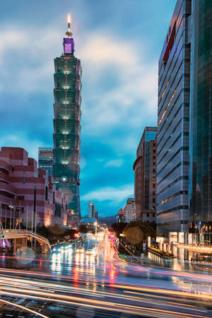 Taipei city in eveningのeditorial素材