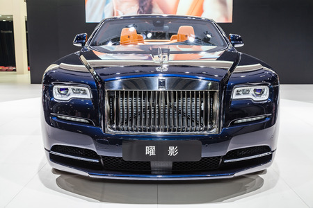 2015 The 13th : Guangzhou International Automobile Exhibition, blue brand new rolls royceのeditorial素材