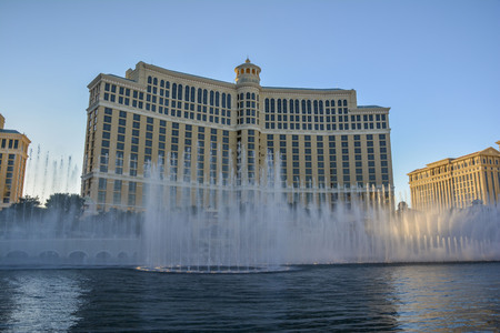 LAS VEGAS, NEVADA - FEBRUARY 5, 2015: Bellagio Fountain Show on the Stripのeditorial素材